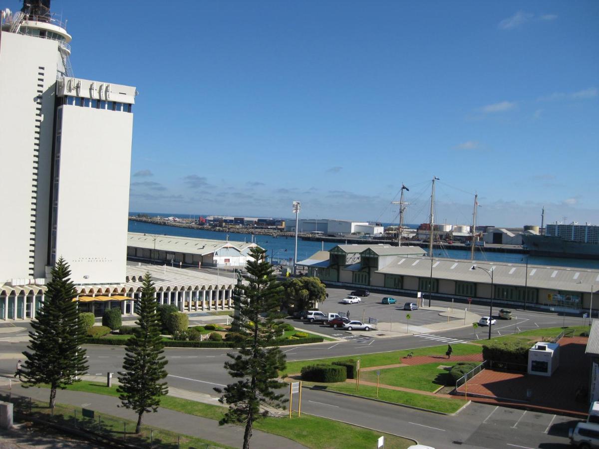 Fremantle Harbourside Apartments Exterior photo